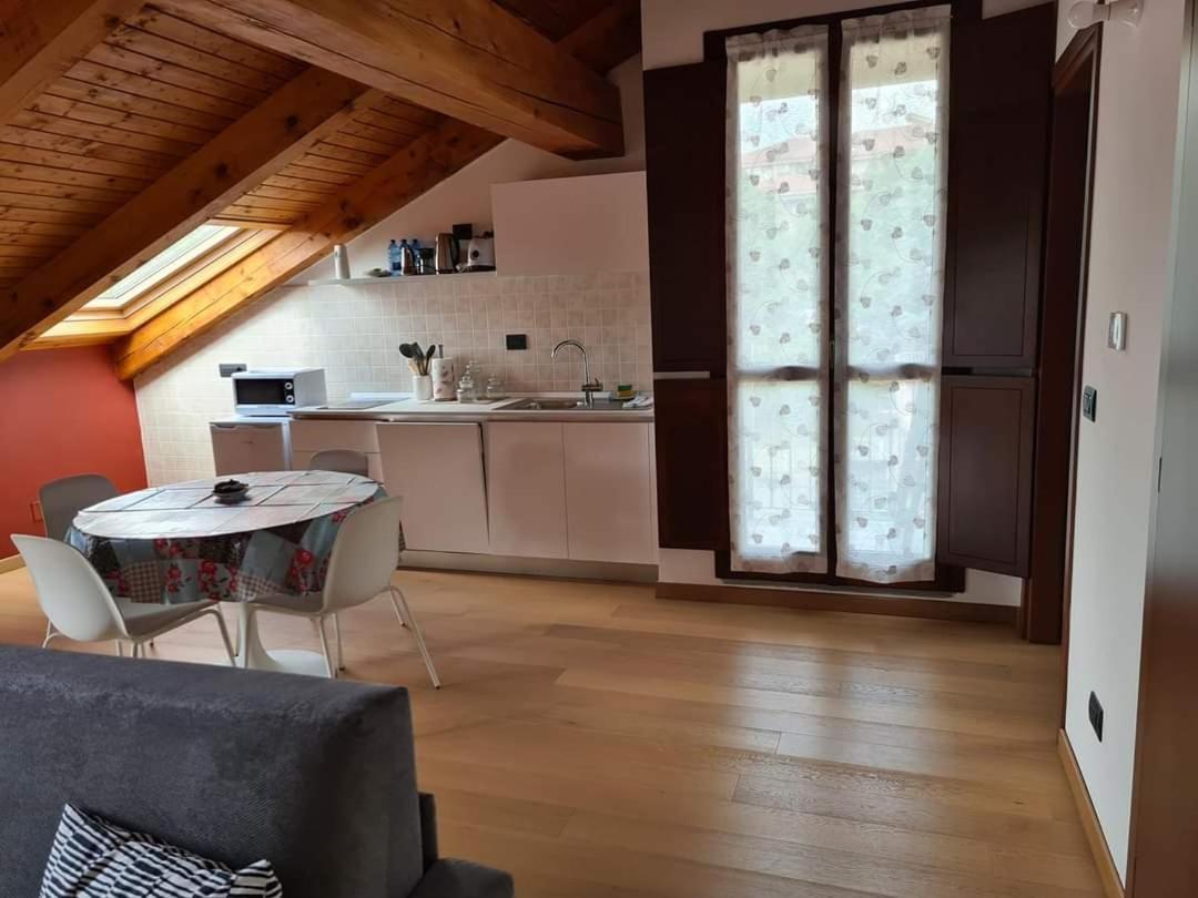 Appartamento Residenza Lavinia Monforte dʼAlba Εξωτερικό φωτογραφία