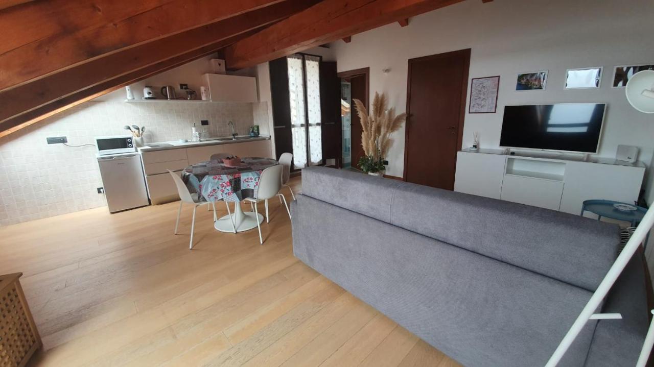 Appartamento Residenza Lavinia Monforte dʼAlba Εξωτερικό φωτογραφία